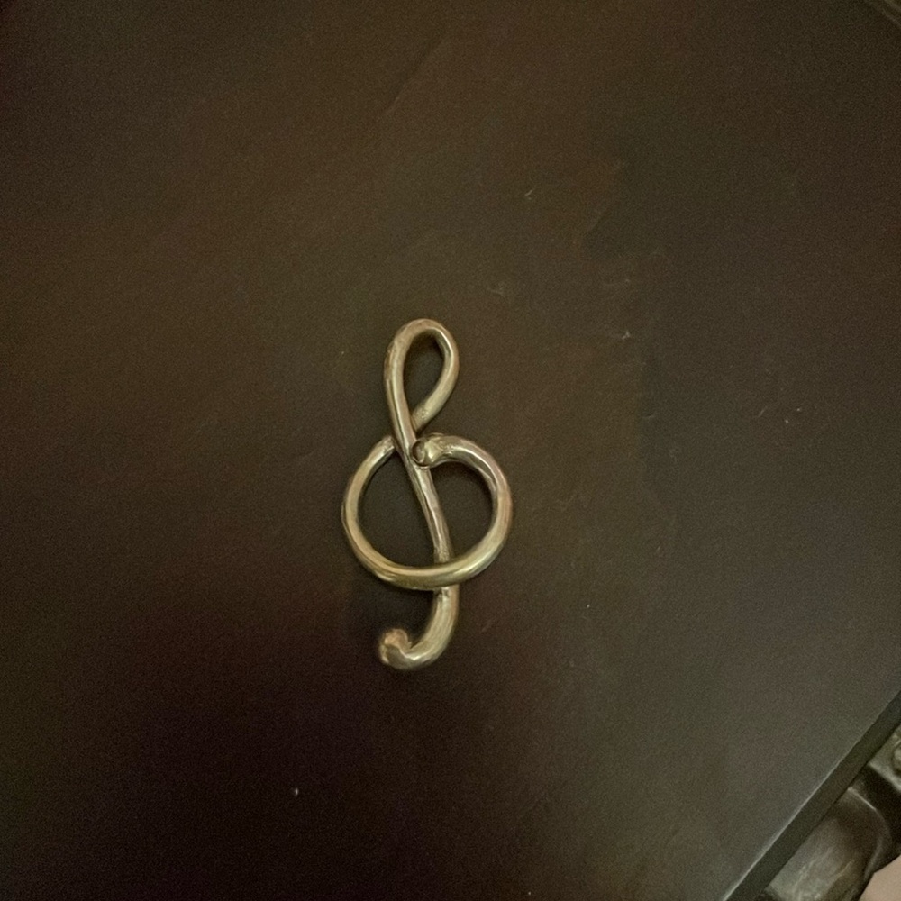 Sterling silver .925 music note treble clef charm - Picture 3 of 4